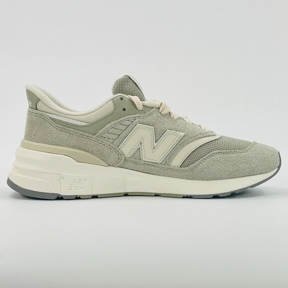 New Balance 997R 'Olivine & Linen' U997REF size 8 - Picture 3 of 8